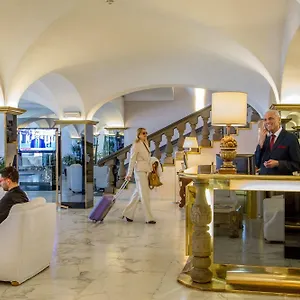 Hotel Shangri-la By Omnia, Rome